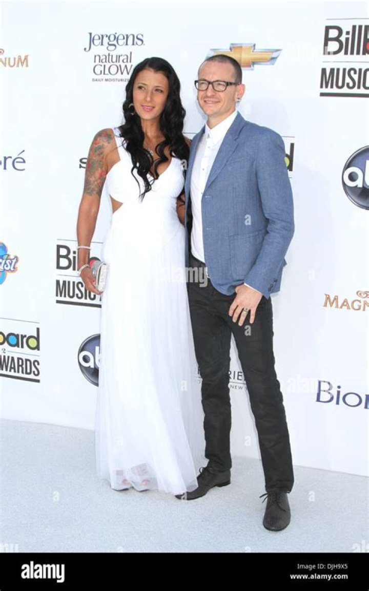 Chester Bennington and Talinda Ann Bentley at the 2012 Billboard Music Awards