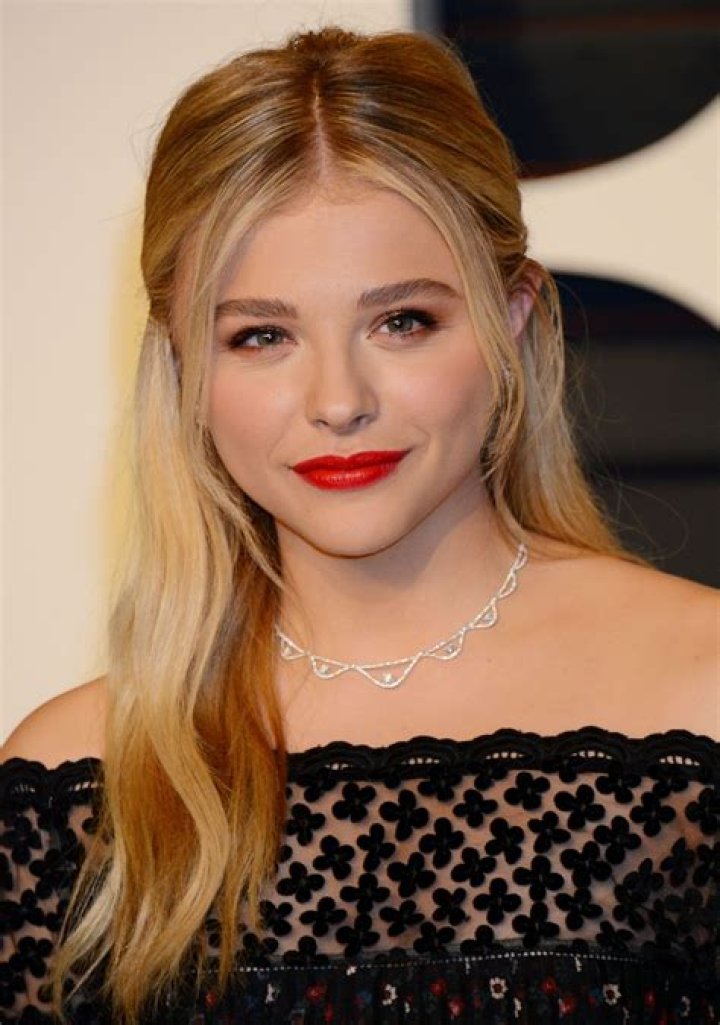 Chloe Grace Moretz at 2015 Academy Awards