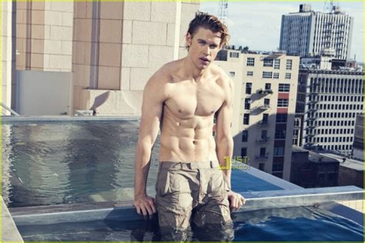 chord overstreet shirtless body