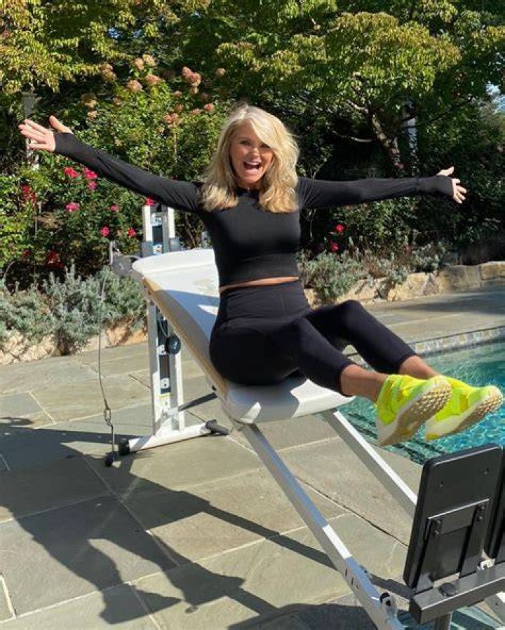 Christie Brinkley workout
