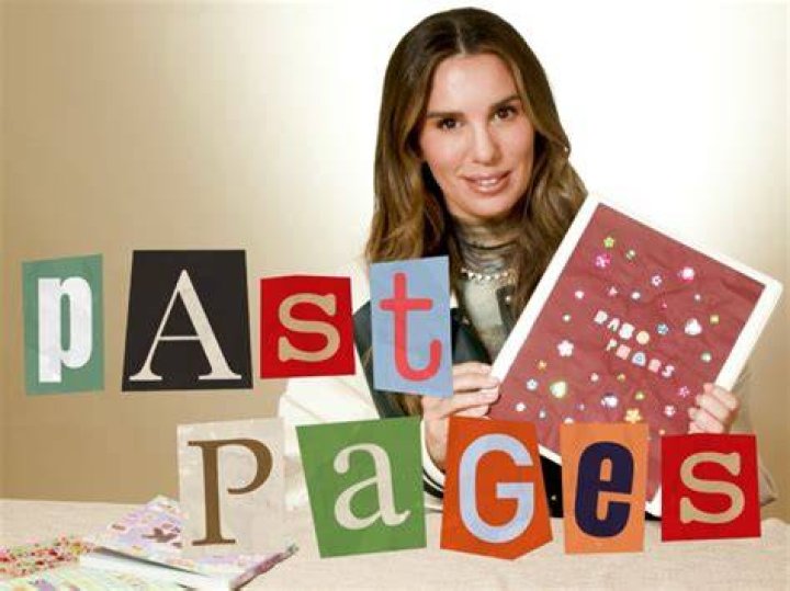 Christy Carlson Romano's daughter Isabella playing with toys in October 2017