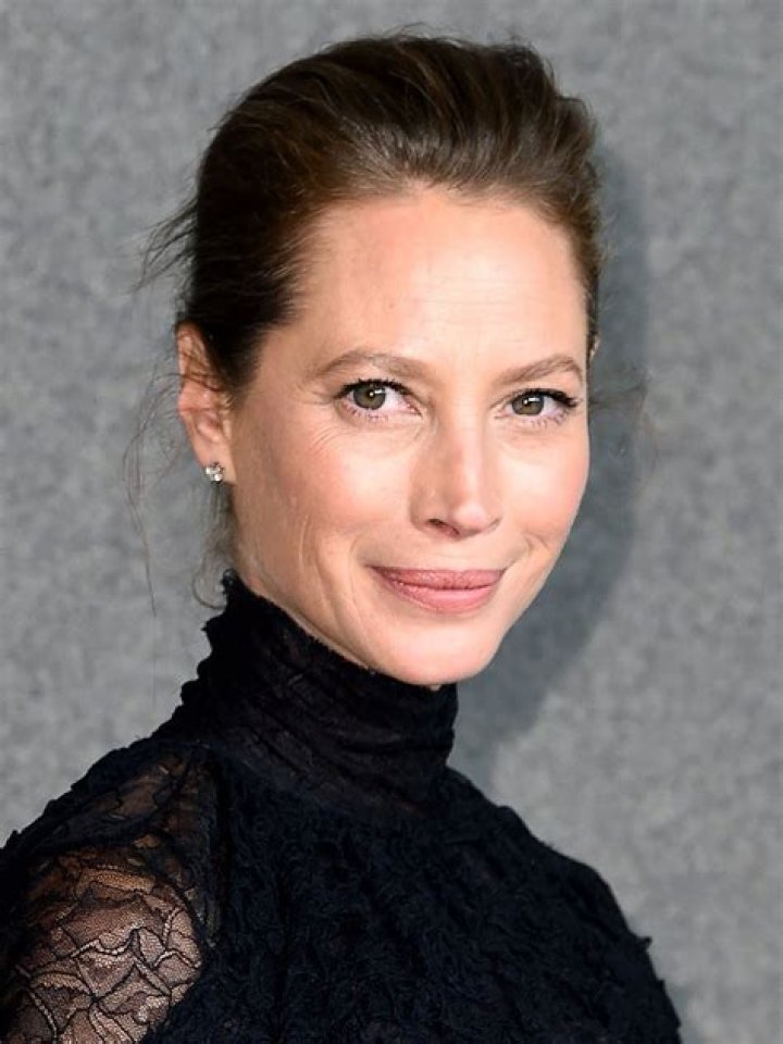 Christy Turlington height