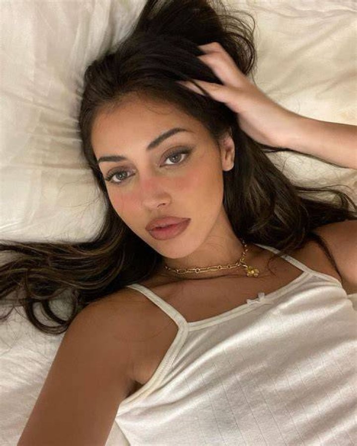 Cindy Kimberly in an Instagram selfie as seen in September 2017