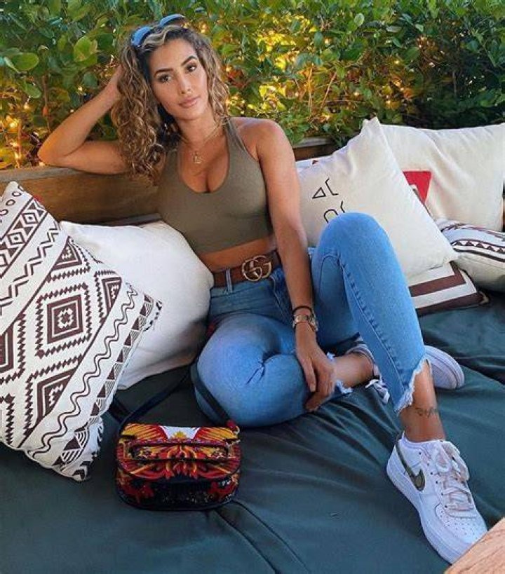 Claudia Sampedro in an Instagram selfie as seen in April 2019