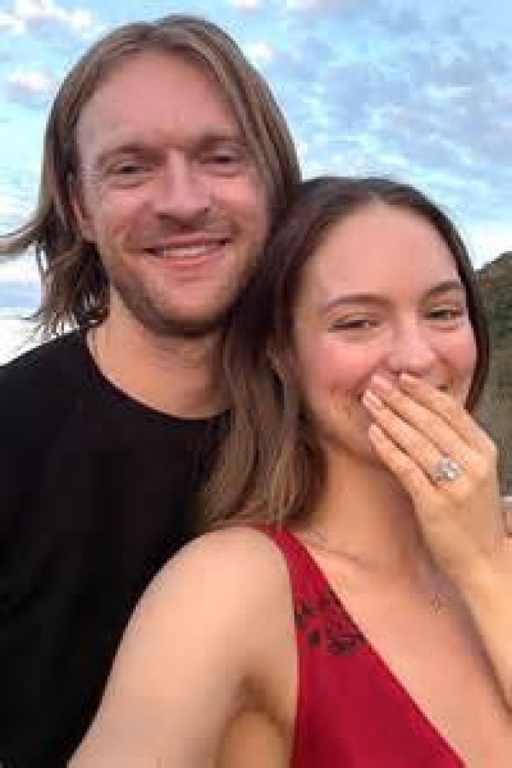Claudia Sulewski having fun with her beau in February 2021