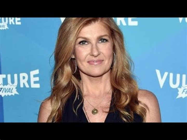 Connie Britton flaunts her perfectly shaped bikini body