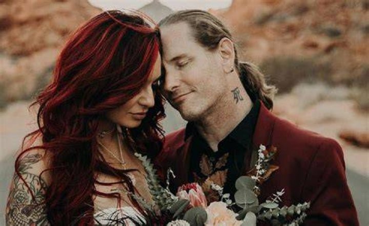 Corey Taylor and Alicia Dove, as seen in January 2020