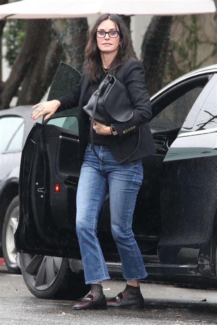 Courteney Cox street style out in LA in December 2017