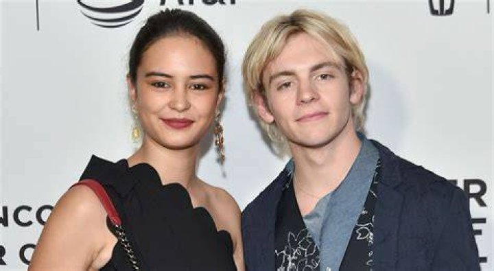 Courtney Eaton with boyfriend Ross Lynch at Knott&rsquo;s Scary Farm black carpet event in California in September 2016