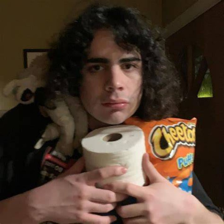 Cyrus Arnold gathering all he needs in February 2021