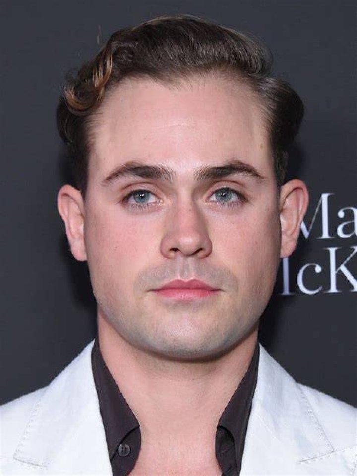 Dacre Montgomery at the 2017 Nickelodeon's Kids' Choice Awards