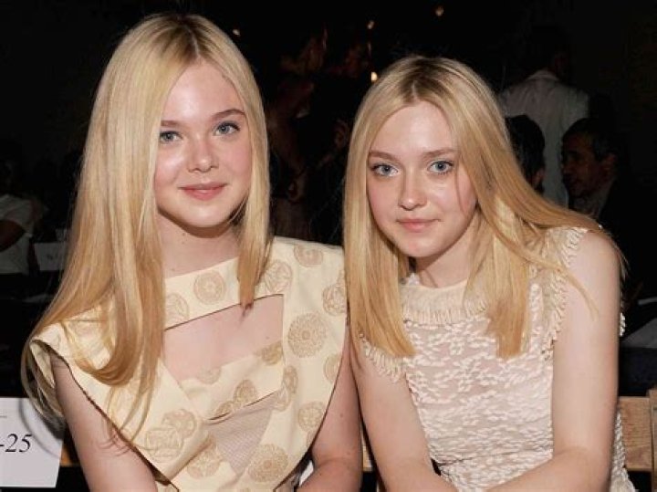 Dakota-Fanning-Elle-Fanning-sisters Dakota Fanning and Elle Fanning
