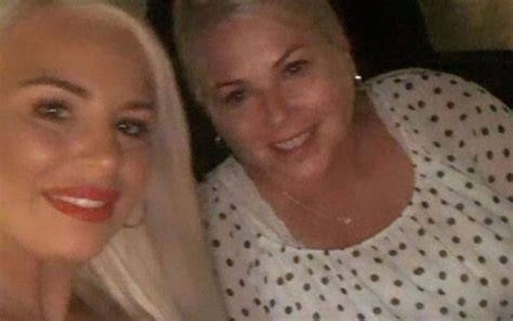 Dana Brooke with her mother during the Christmas holidays in December 2017