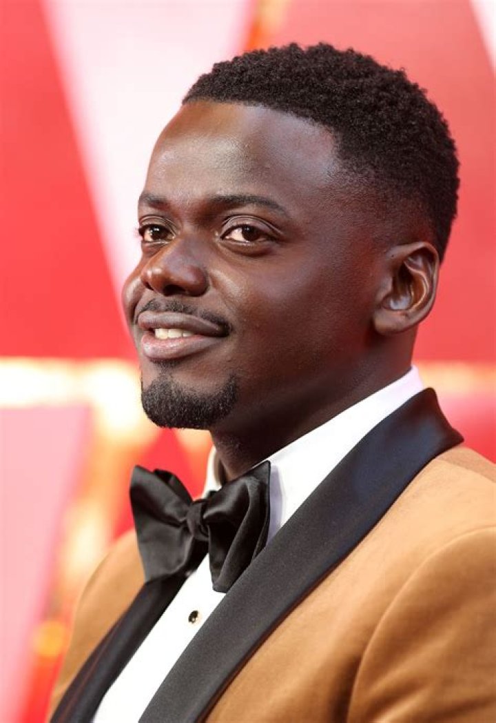Daniel Kaluuya (Right) in a selfie with Lupita Nyong'o and Winston Duke