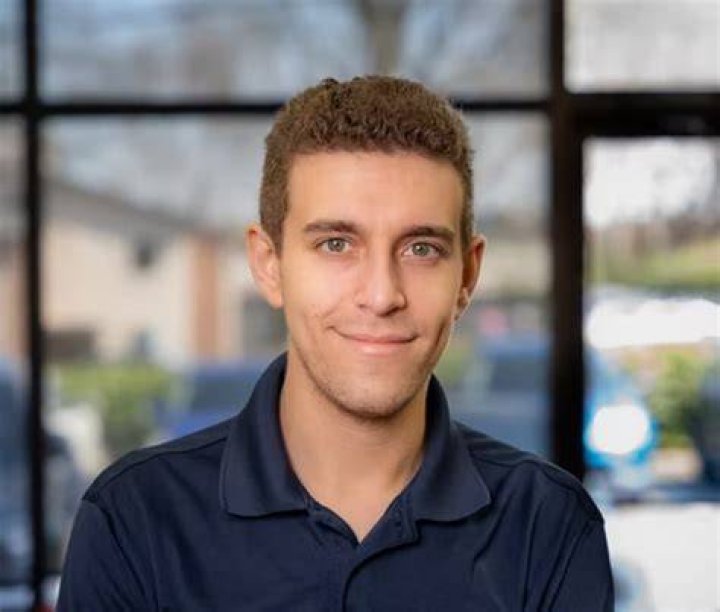 Daniel Naroditsky as seen in 2016