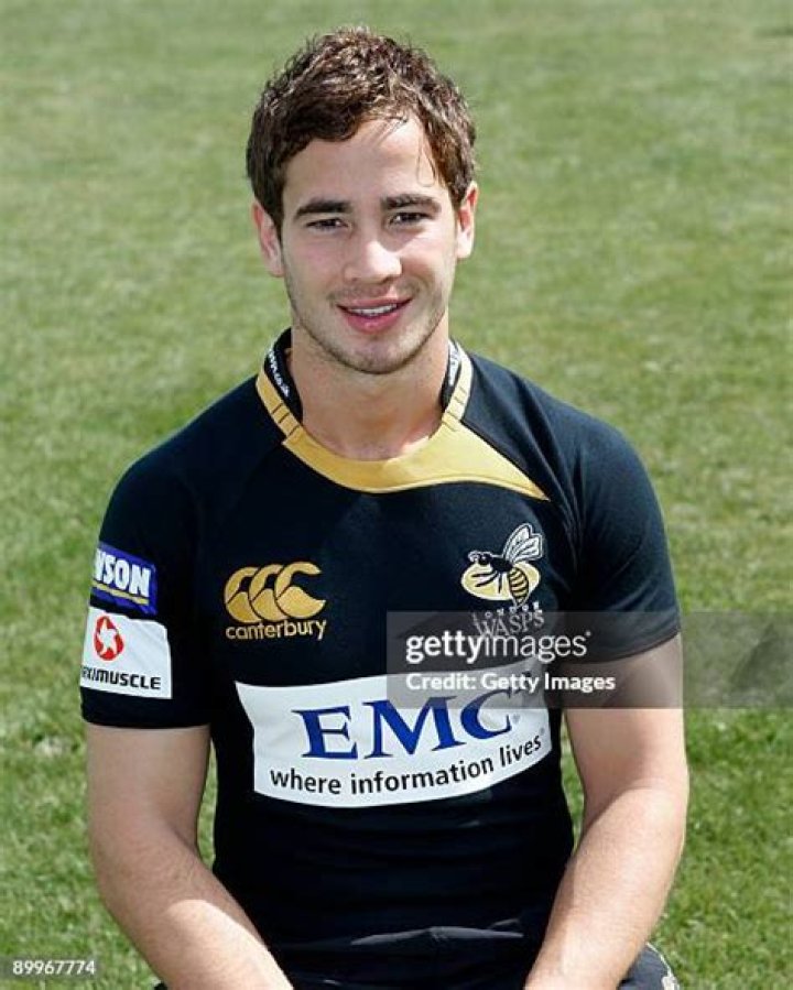 Danny Cipriani playing for Wasps against Bristol in 2009