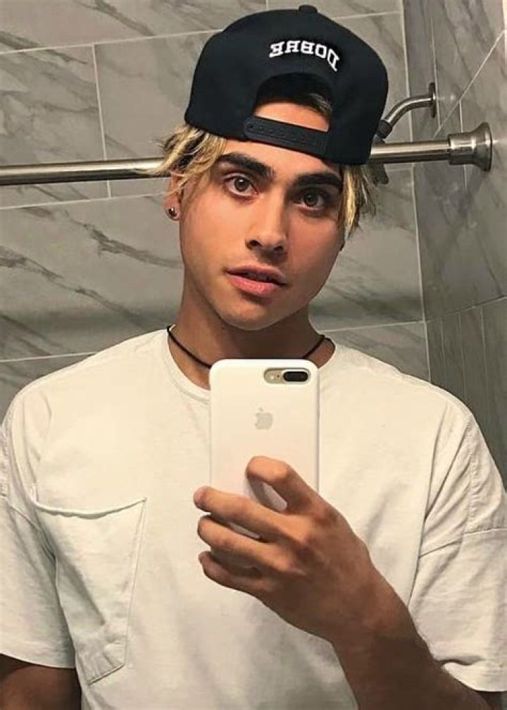 Darius Dobre in an Instagram selfie as seen in July 2017