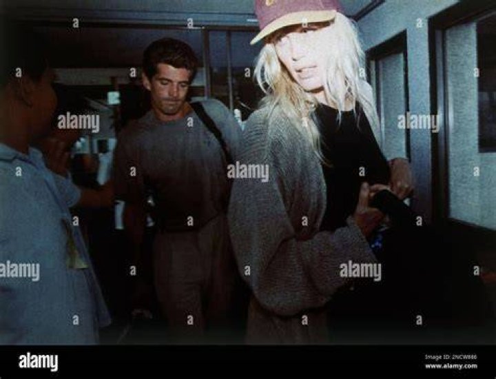 Darryl Hannah with her boyfriend Neil Young on an eco-move