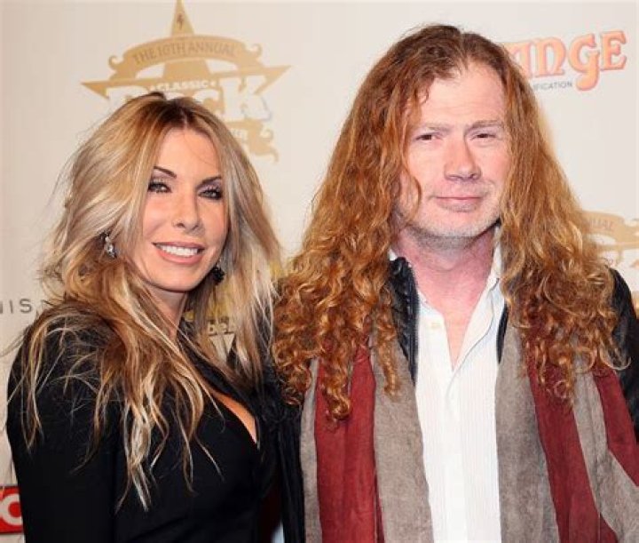 Dave Mustaine with his wife Pamela Anne Casselberry in an Instagram post in November 2016