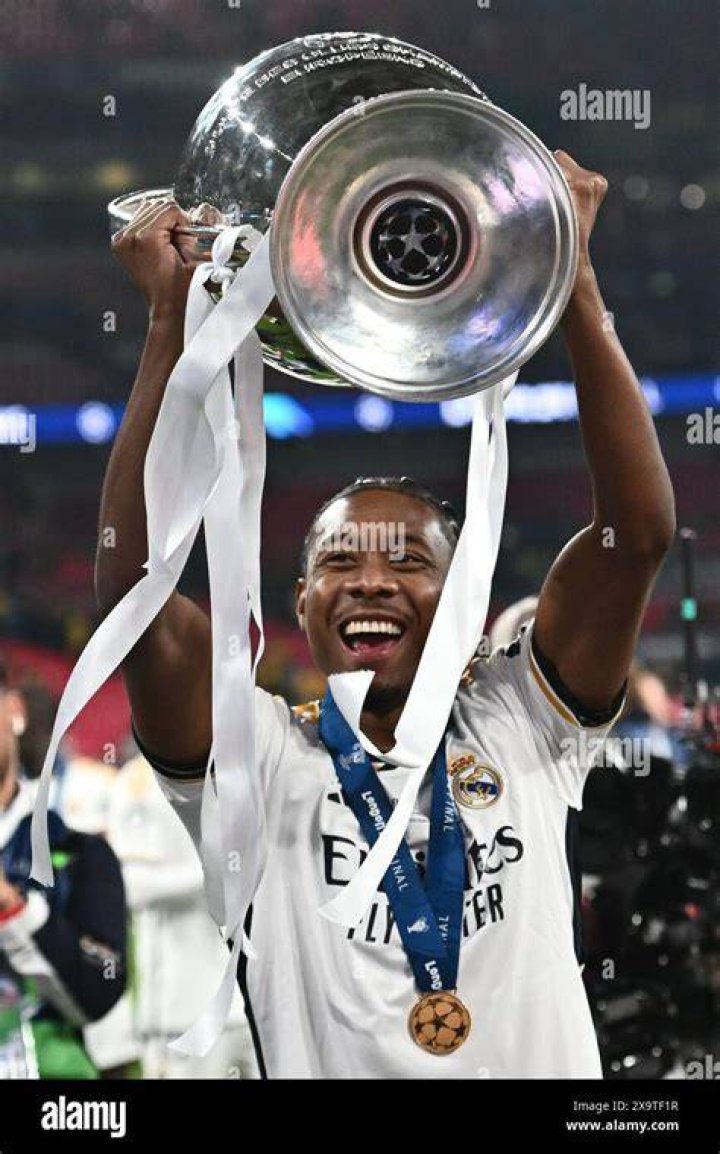David Alaba at UEFA Champions League quarter final match between between SL Benfica and FC Bayern Muenchen on April 13, 2016