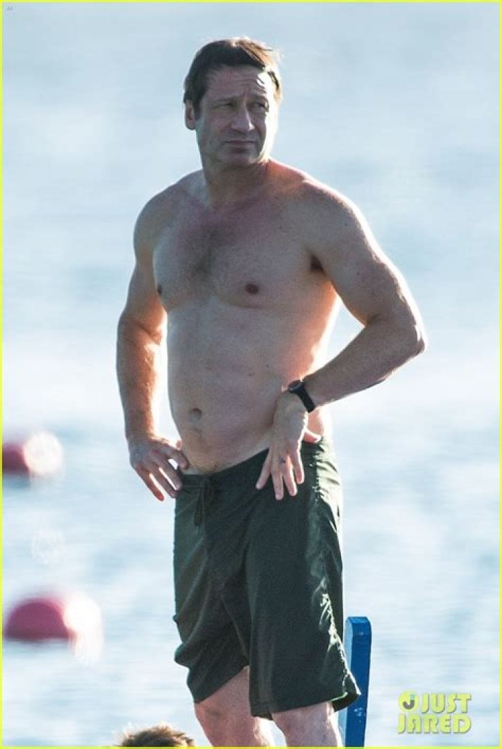 David Duchovny shirtless at the Malibu beach in July 2010