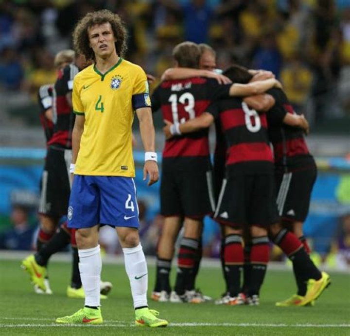 David Luiz&rsquo;s bemused expression Germany scores another goal 2014 World cup semifinal