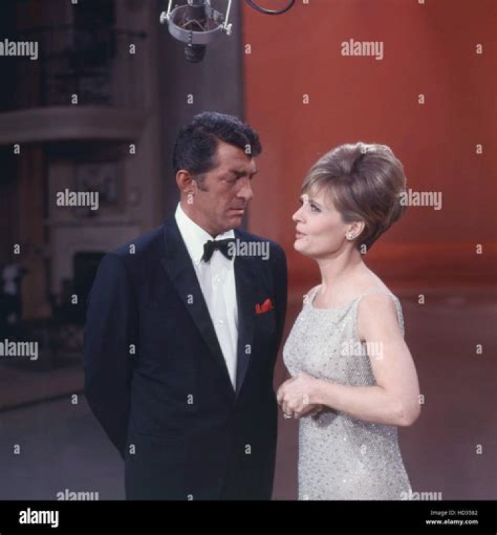 Dean Martin and Florence Henderson as seen on 'The Dean Martin Show' (1968)