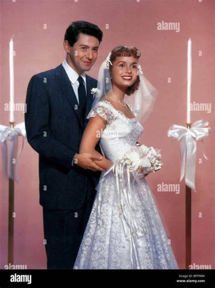 Debbie Reynolds and Eddie Fisher seen on their wedding day in 1955