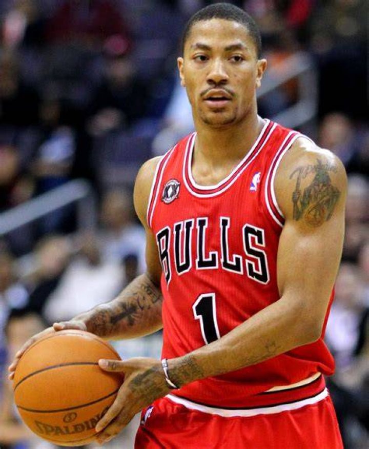 Derrick Rose at a promotion Meet n Greet event in 2010