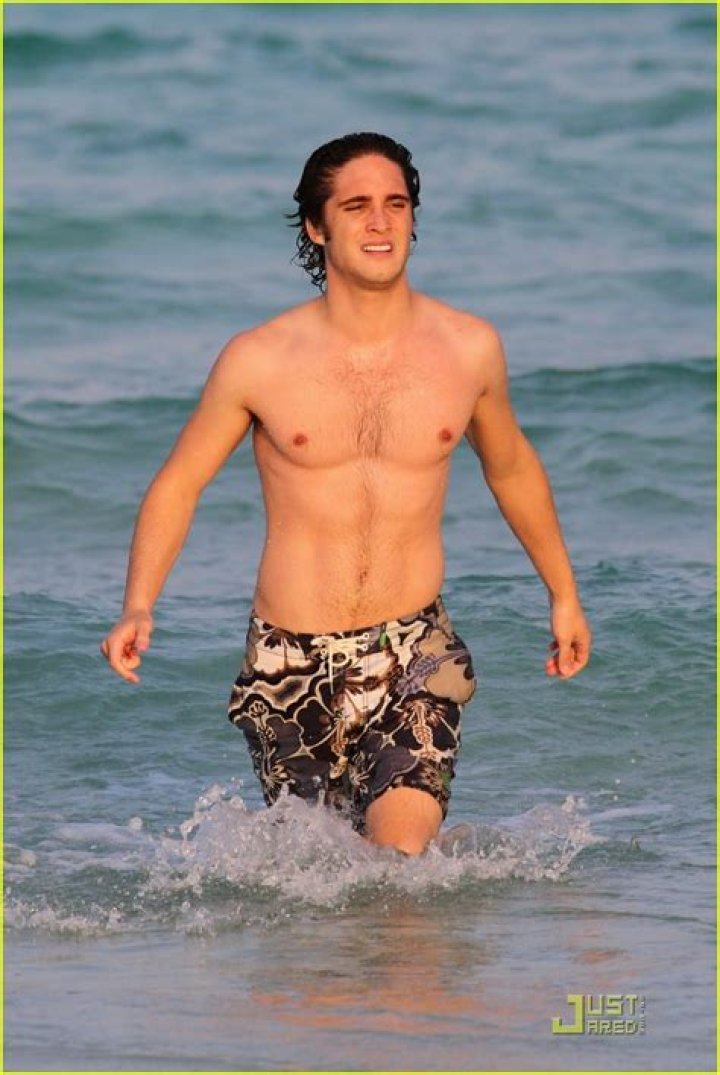 Diego Boneta shirtless on set of Rock of Ages