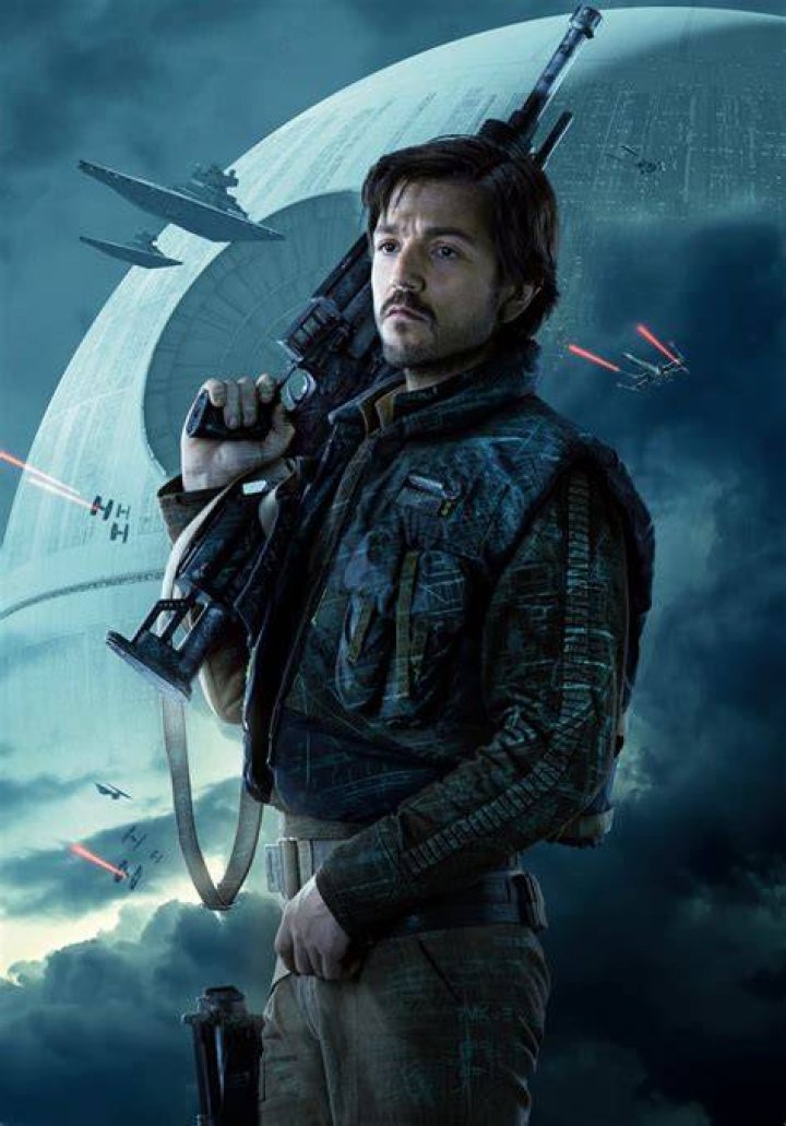 Diego Luna at Rogue One: A Star Wars Story premiere in December 2016