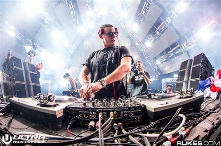 DJ Snake live at Electrobeach Music Festival in July 2016