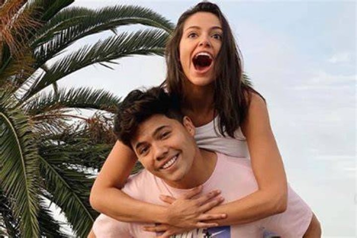 Dominic Sandoval and Bethany Mota in a selfie in June 2018
