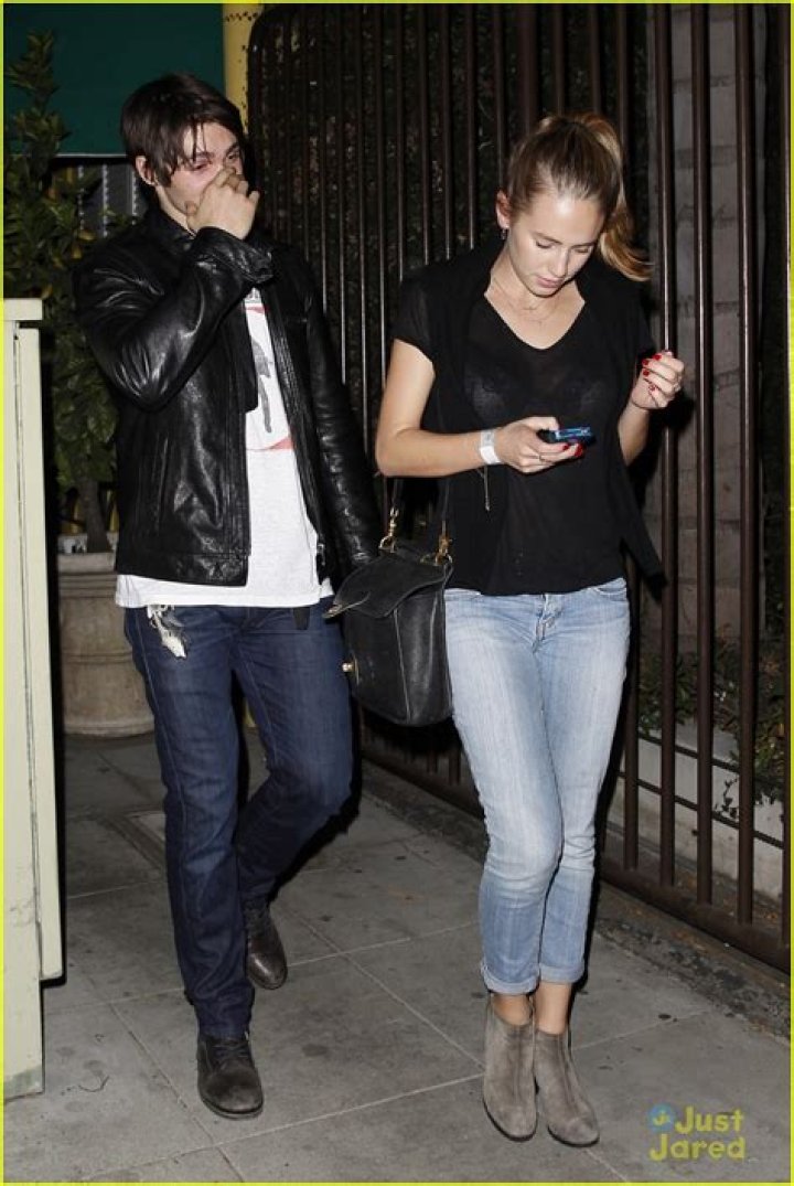 Dylan Penn and Steven R. McQueen at the Help Haiti Home Gala in January 2014