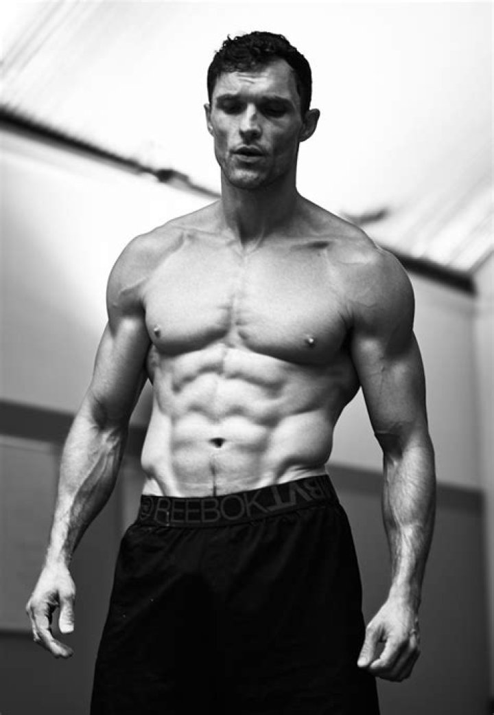 Ed Skrein shirtless body