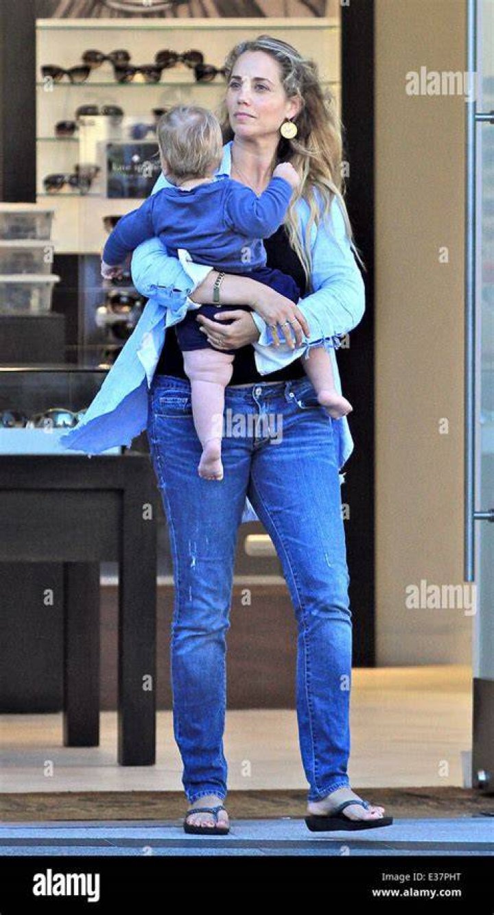 Elizabeth Berkley with her family as seen in January 2018