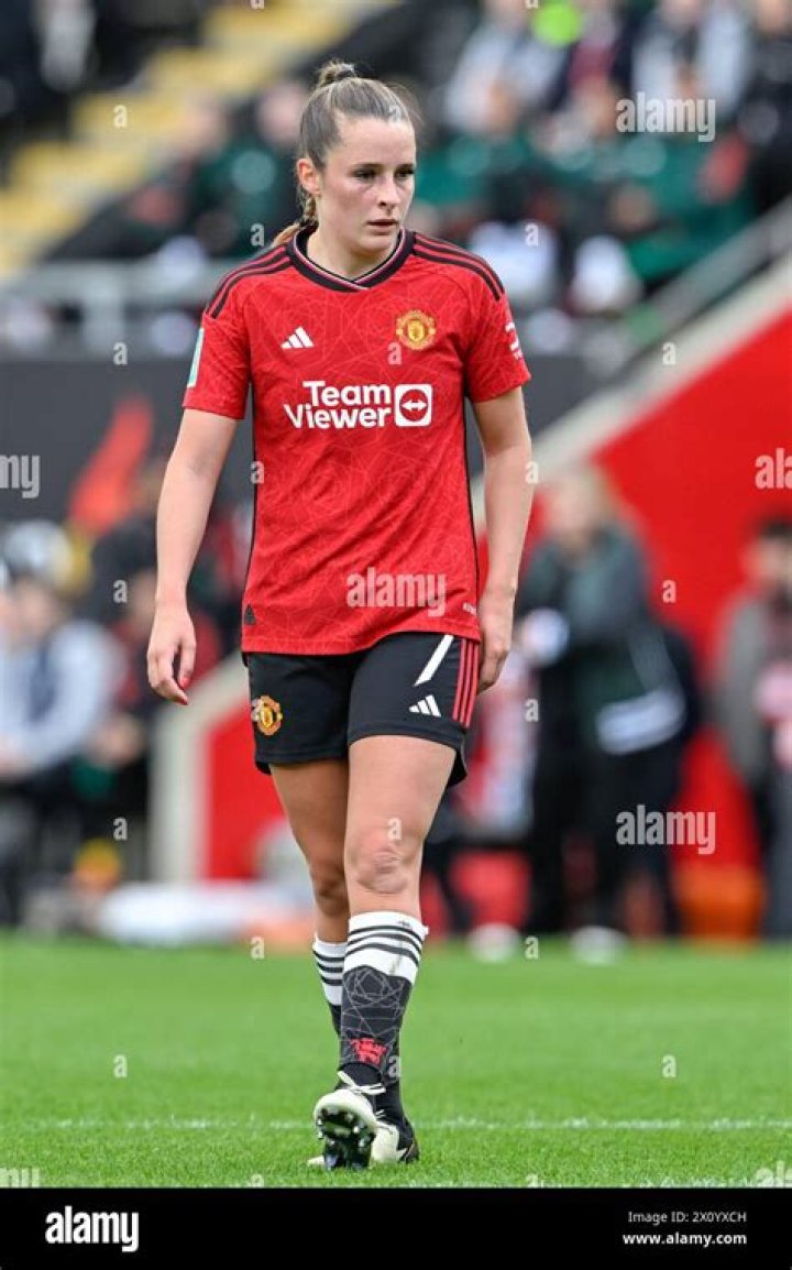 Ella Toone during a Manchester United training session in June 2019