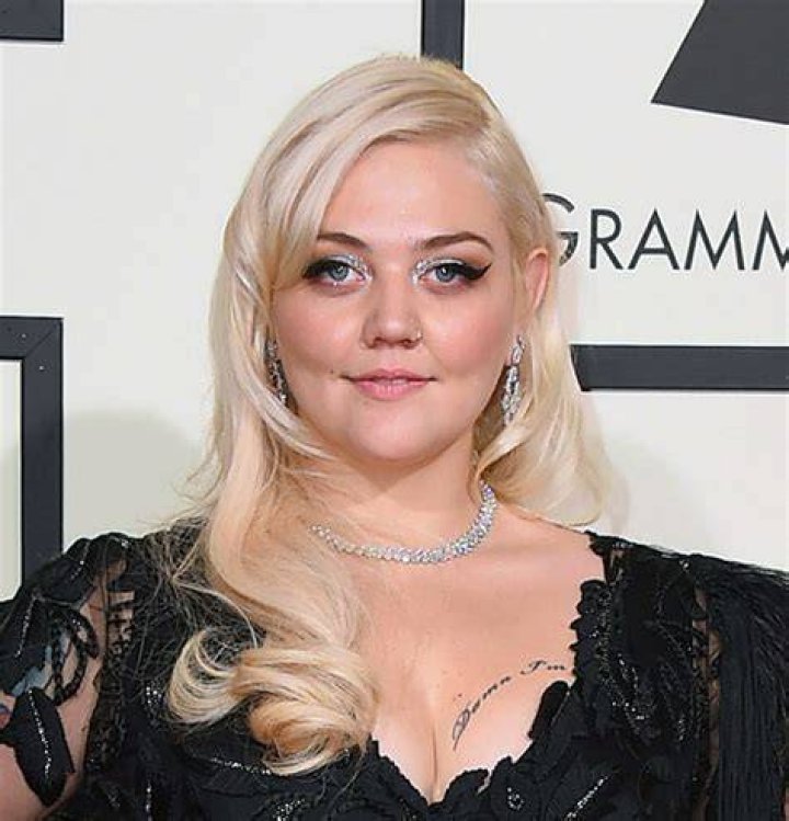 Elle King at 2016 Grammy Awards
