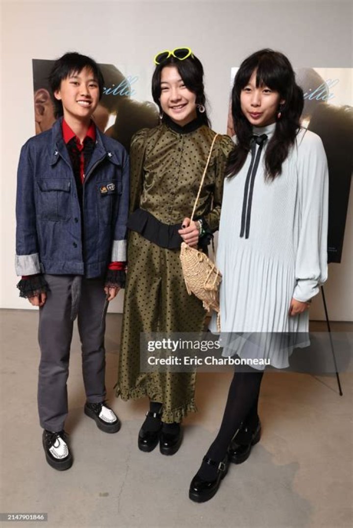 Eloise Wong as seen in a picture with her mother Wendy Lou, younger brother, and father Martin in 2015