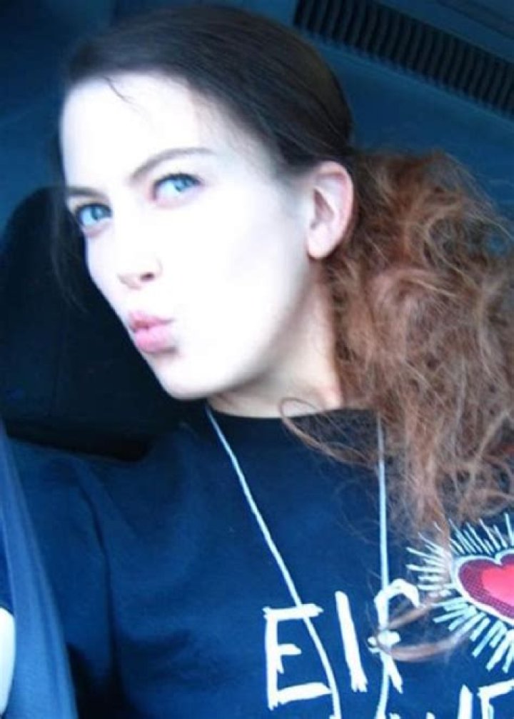 Elyse Sewell as seen while pouting and clicking a selfie in June 2013