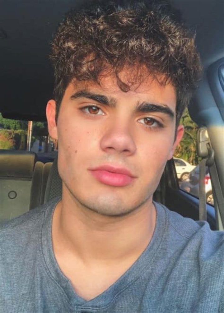 Emery Kelly as seen in October 2018