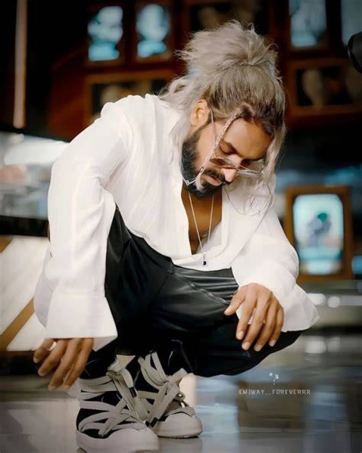 Emiway Bantai in an Instagram selfie as seen in April 2019