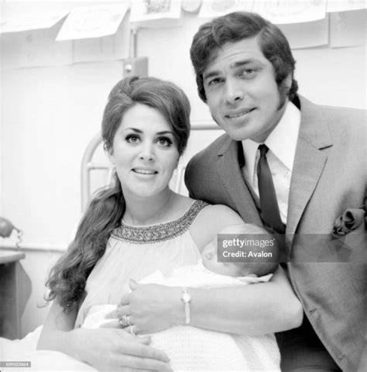 Engelbert Humperdinck with his wife in the past