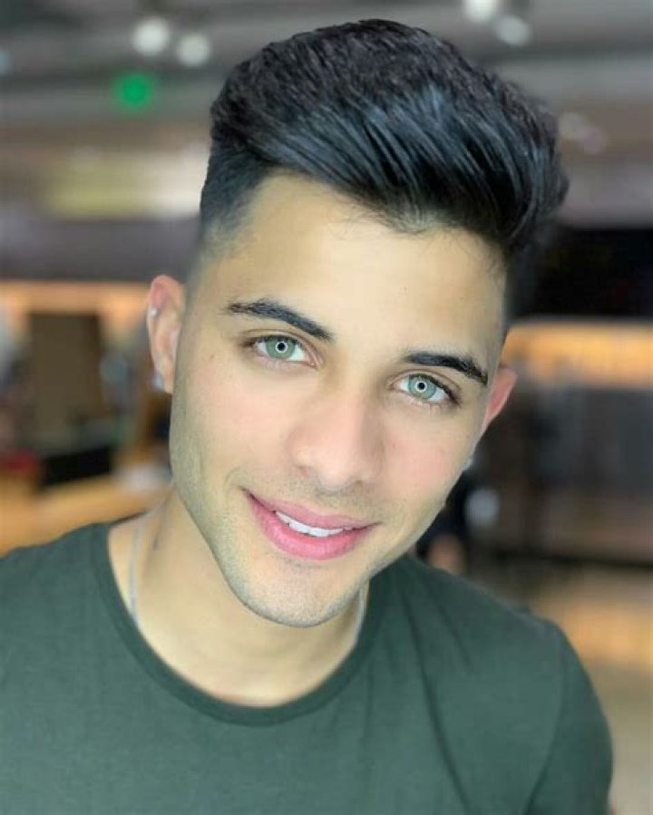 Erick Brian Colón in a selfie in October 2017