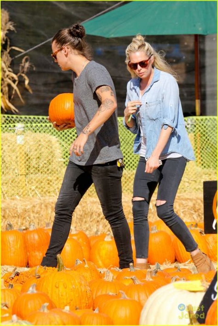 Erin Foster and Harry Styles at Los Angeles Pumpkin Patch in September 2014