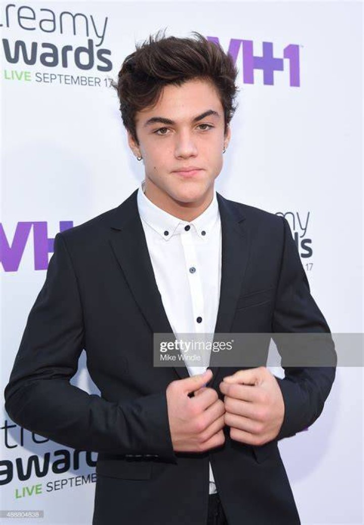 Ethan Dolan at the VH1's 5th Annual Streamy Awards in September 2015
