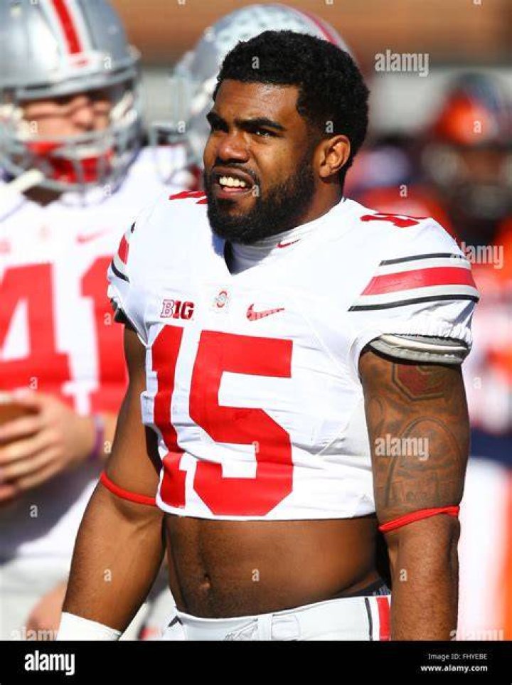 Ezekiel Elliott as seen with the Dallas Cowboys prior to a game in Arlington, Texas on December 26, 2021