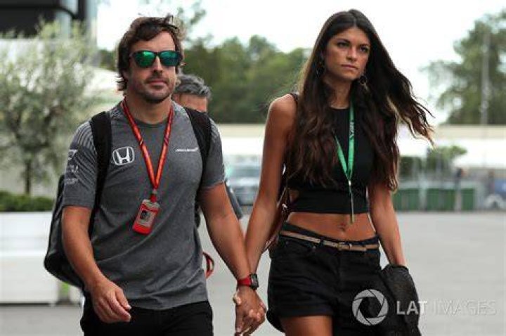 Fernando Alonso and Linda Morselli, as seen in January 2019