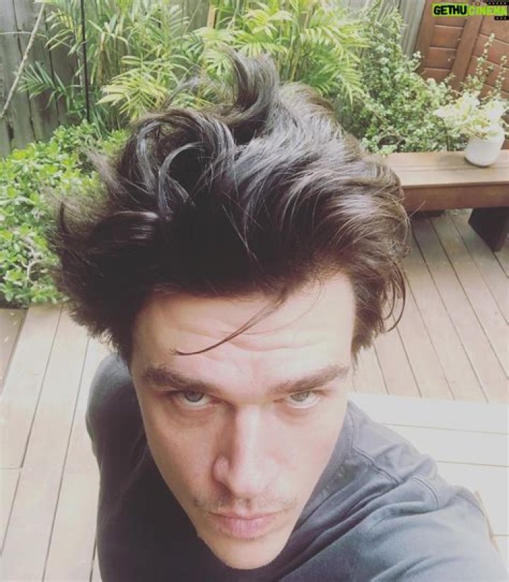 Finn Wittrock in an Instagram selfie as seen in October 2018
