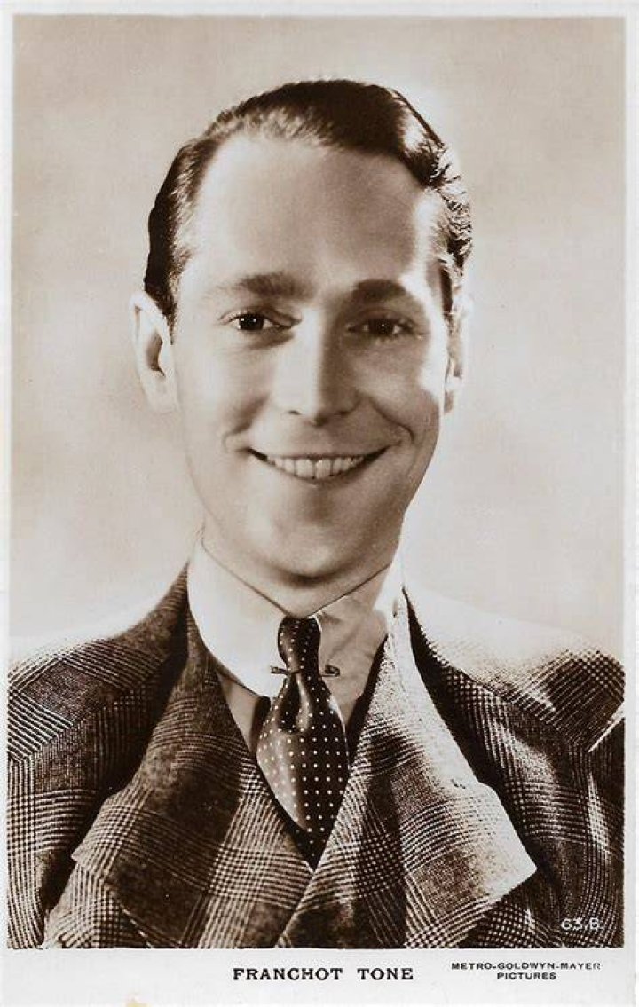 Franchot Tone and his first wife Joan Crawford in August 1933